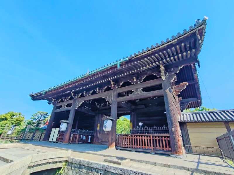 東寺南大門