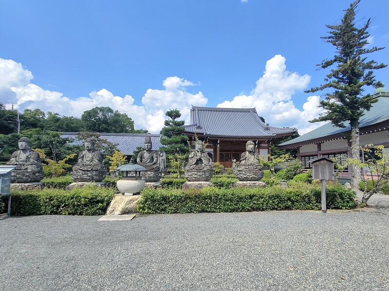 五智山蓮華寺