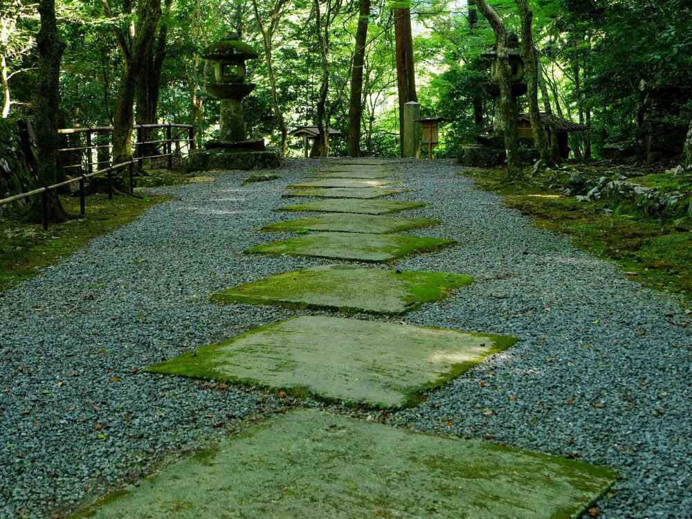 高山寺表参道