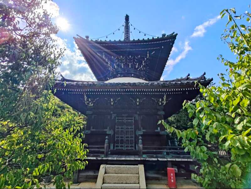 清凉寺多宝塔