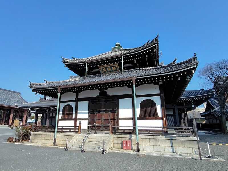 西本願寺経蔵