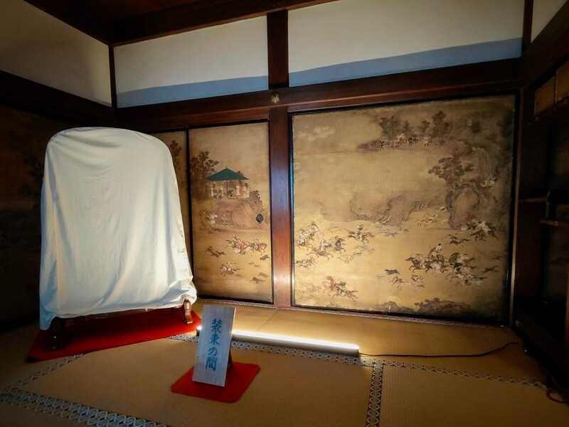 西本願寺装束の間